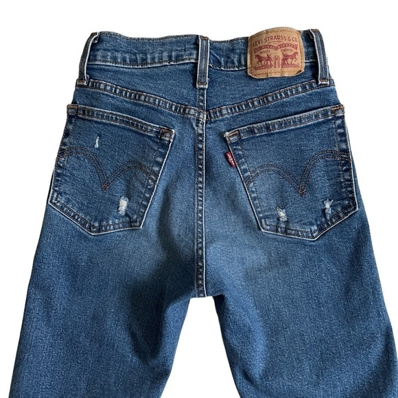 LEVI’S Wedgie Fit Skinny High Rise Distressed Ankle Crop Jeans - Picture 13 of 16